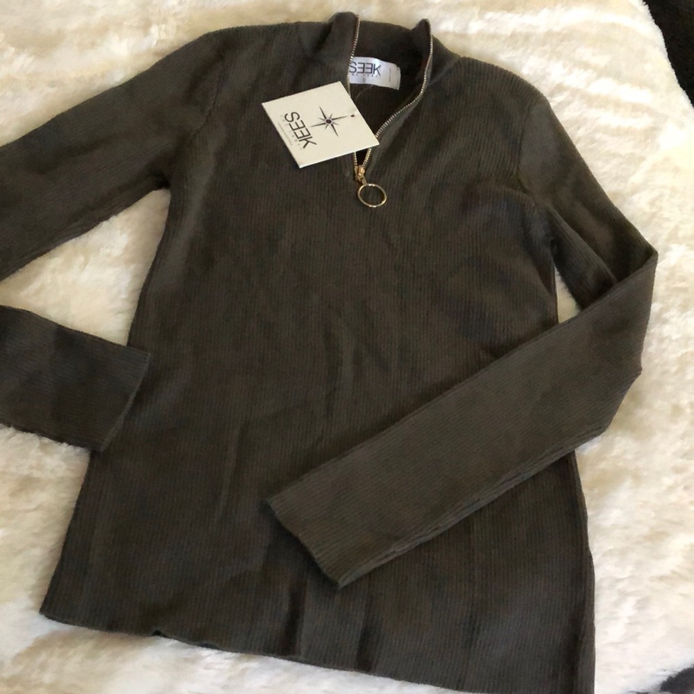 Seek the label green knit top.